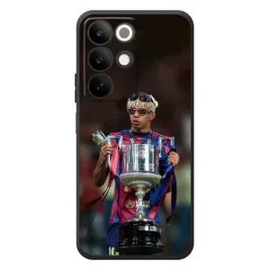 Чехол с футболистом Ламин Ямаль RealMe C85 (Ямаль с кубком)