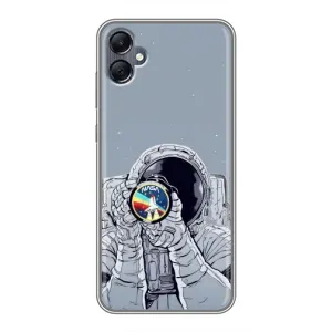 Чехол NASA для Samsung Galaxy A05 (AlphaPrint) (Космонавт фото)