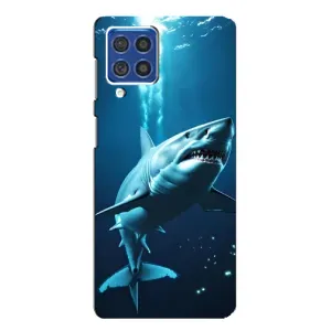Чехол с картинкой «Хищники» для Samsung Galaxy F62 (Акула под водой)