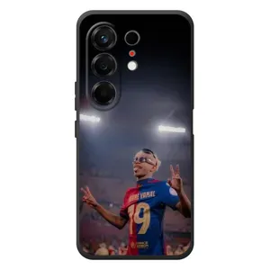 Чохол з футболістом Ламін Ямаль TECNO Camon 50 (Ямаль на стадіоні)