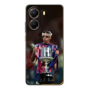 Чехол с футболистом Ламин Ямаль Xiaomi POCO X7 Pro (Ямаль с кубком)