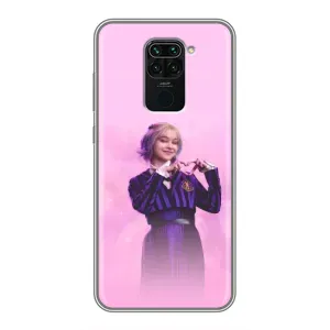 Чехол с дизайном Венздей 2 на Xiaomi Redmi Note 9 (Яркая Энид Уэнздей)