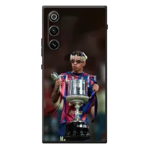 Чехол с футболистом Ламин Ямаль ZTE Nubia RedMagic 10 Air (Ямаль с кубком)