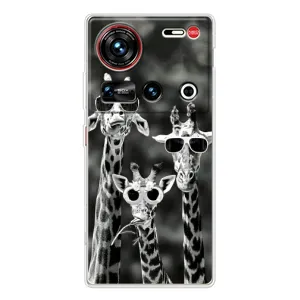 Силиконовый чехол с КАРТИНКАМИ лето для ZTE Nubia Z70 Ultra (AlphaPrint) (Жирафы в очках)